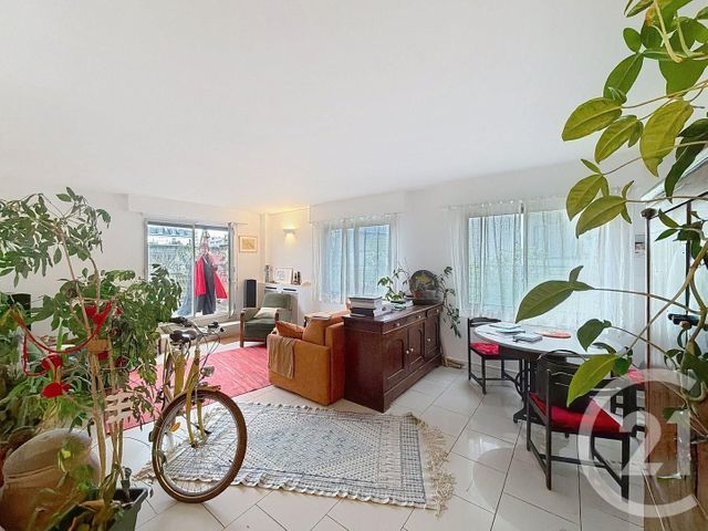 Appartement F4 à vendre - 4 pièces - 86.0 m2 - PARIS - 75018 - ILE-DE-FRANCE - Century 21 Joffrin Immobilier