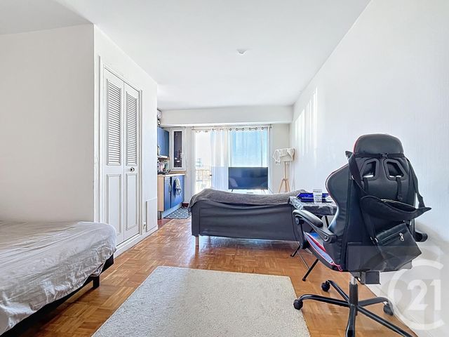 Appartement Studio à vendre - 2 pièces - 24.9 m2 - PARIS - 75018 - ILE-DE-FRANCE - Century 21 Joffrin Immobilier