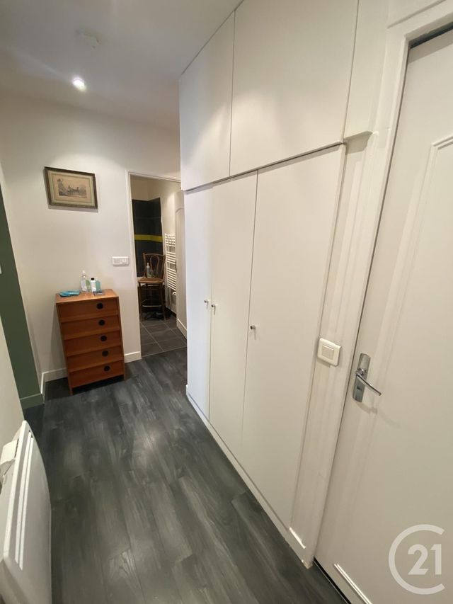 Appartement F3 à louer - 3 pièces - 75.69 m2 - PARIS - 75018 - ILE-DE-FRANCE - Century 21 Joffrin Immobilier