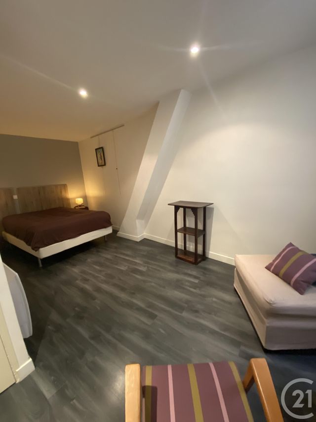 Appartement F3 à louer - 3 pièces - 75.69 m2 - PARIS - 75018 - ILE-DE-FRANCE - Century 21 Joffrin Immobilier