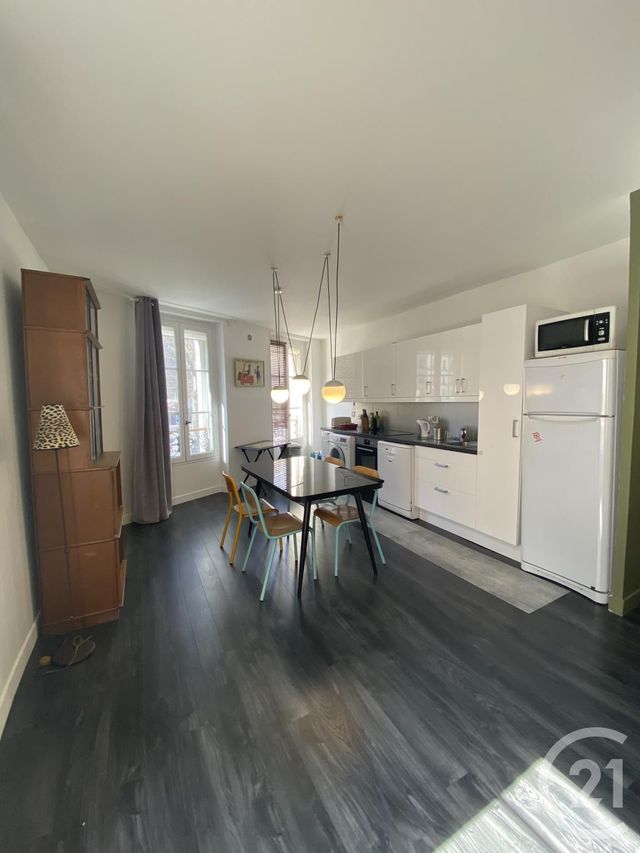 Appartement F3 à louer - 3 pièces - 75.69 m2 - PARIS - 75018 - ILE-DE-FRANCE - Century 21 Joffrin Immobilier