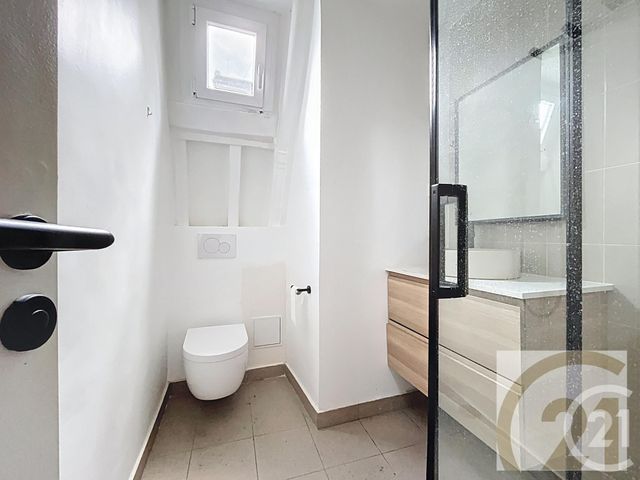 Appartement F2 à vendre - 2 pièces - 44.69 m2 - PARIS - 75018 - ILE-DE-FRANCE - Century 21 Joffrin Immobilier