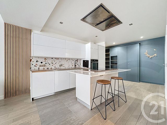 Appartement à vendre - 3 pièces - 65.0 m2 - PARIS - 75018 - ILE-DE-FRANCE - Century 21 Joffrin Immobilier