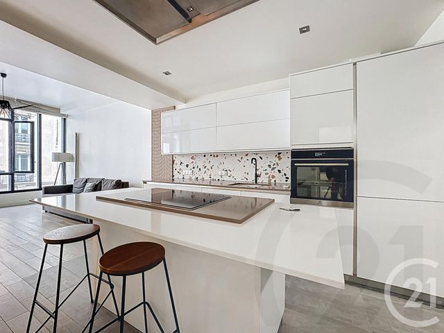 Appartement à vendre - 3 pièces - 65.0 m2 - PARIS - 75018 - ILE-DE-FRANCE - Century 21 Joffrin Immobilier