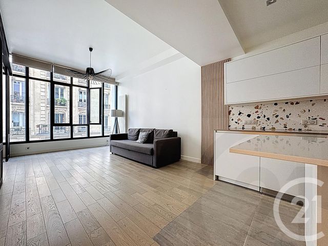 Appartement à vendre - 3 pièces - 65.0 m2 - PARIS - 75018 - ILE-DE-FRANCE - Century 21 Joffrin Immobilier