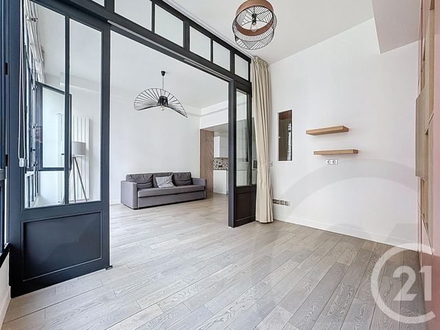 Appartement à vendre - 3 pièces - 65.0 m2 - PARIS - 75018 - ILE-DE-FRANCE - Century 21 Joffrin Immobilier