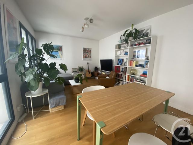 Appartement F2 à louer - 2 pièces - 49.15 m2 - PARIS - 75018 - ILE-DE-FRANCE - Century 21 Joffrin Immobilier