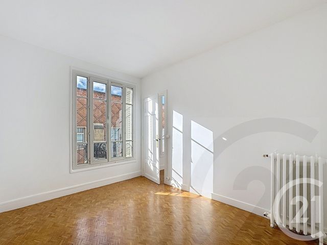 Appartement F3 à vendre - 3 pièces - 47.11 m2 - PARIS - 75018 - ILE-DE-FRANCE - Century 21 Joffrin Immobilier