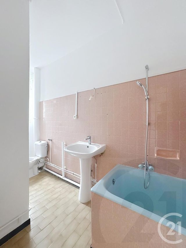 Appartement F3 à vendre - 3 pièces - 47.11 m2 - PARIS - 75018 - ILE-DE-FRANCE - Century 21 Joffrin Immobilier