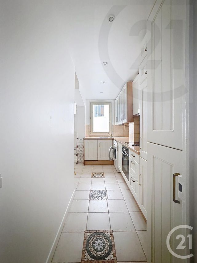 Appartement F3 à vendre - 3 pièces - 53.11 m2 - PARIS - 75018 - ILE-DE-FRANCE - Century 21 Joffrin Immobilier