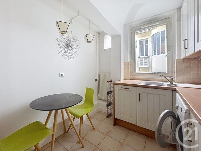 Appartement F3 à vendre - 3 pièces - 53.11 m2 - PARIS - 75018 - ILE-DE-FRANCE - Century 21 Joffrin Immobilier