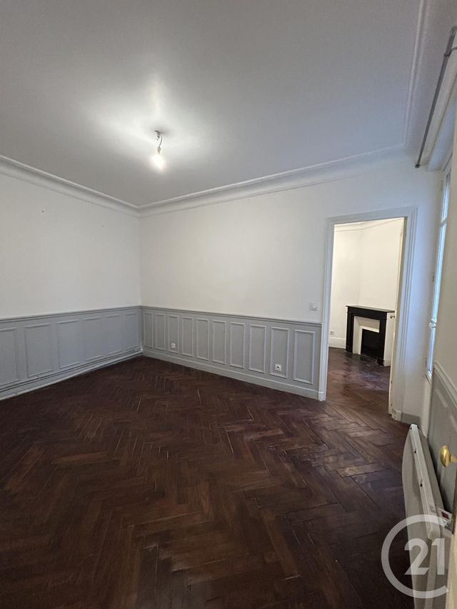 Appartement F2 à louer - 2 pièces - 31.34 m2 - PARIS - 75018 - ILE-DE-FRANCE - Century 21 Joffrin Immobilier