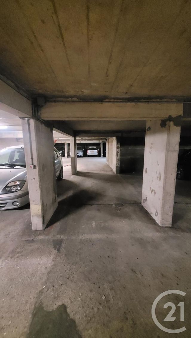 parking à louer - 10.0 m2 - PARIS - 75018 - ILE-DE-FRANCE - Century 21 Joffrin Immobilier