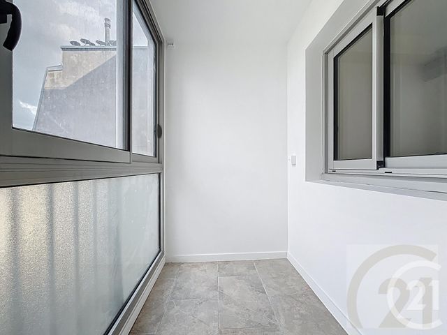 Appartement Studio à vendre - 1 pièce - 21.5 m2 - PARIS - 75018 - ILE-DE-FRANCE - Century 21 Joffrin Immobilier
