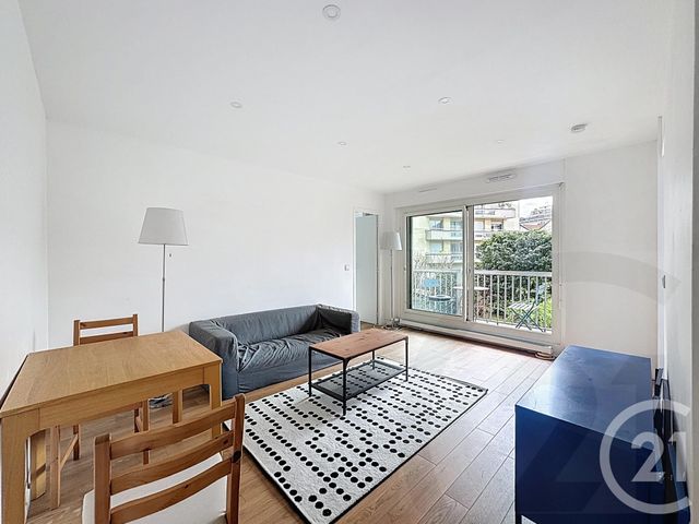 Appartement F2 à vendre - 2 pièces - 34.0 m2 - PARIS - 75018 - ILE-DE-FRANCE - Century 21 Joffrin Immobilier