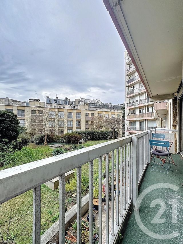 Appartement F2 à vendre - 2 pièces - 34.0 m2 - PARIS - 75018 - ILE-DE-FRANCE - Century 21 Joffrin Immobilier