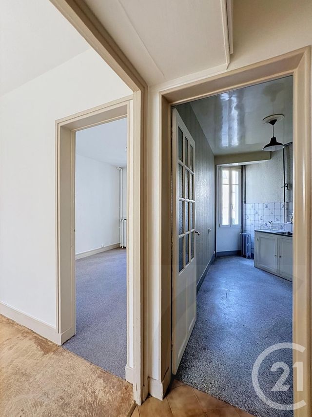 Appartement F2 à vendre - 2 pièces - 37.5 m2 - PARIS - 75018 - ILE-DE-FRANCE - Century 21 Joffrin Immobilier
