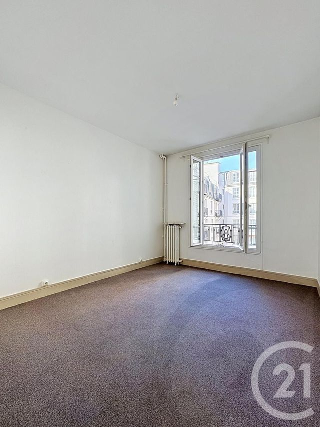 Appartement F2 à vendre - 2 pièces - 37.5 m2 - PARIS - 75018 - ILE-DE-FRANCE - Century 21 Joffrin Immobilier