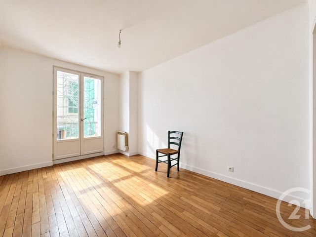 Appartement F2 à vendre - 2 pièces - 40.0 m2 - PARIS - 75018 - ILE-DE-FRANCE - Century 21 Joffrin Immobilier
