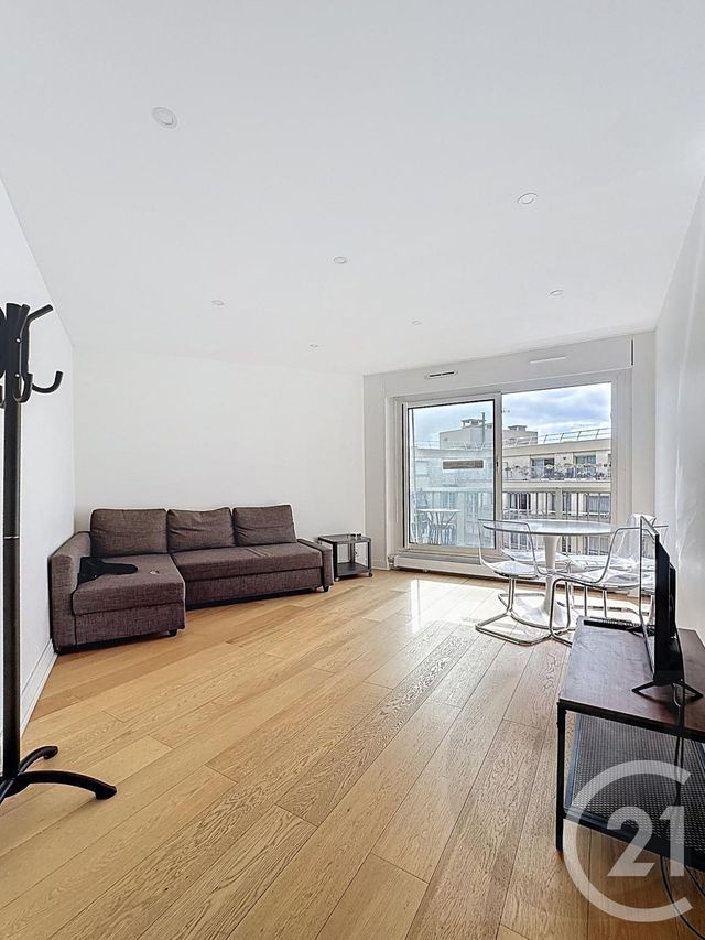 Appartement F3 à vendre - 3 pièces - 55.0 m2 - PARIS - 75018 - ILE-DE-FRANCE - Century 21 Joffrin Immobilier