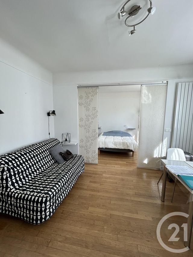 Appartement T2 à louer - 2 pièces - 34.29 m2 - PARIS - 75018 - ILE-DE-FRANCE - Century 21 Joffrin Immobilier