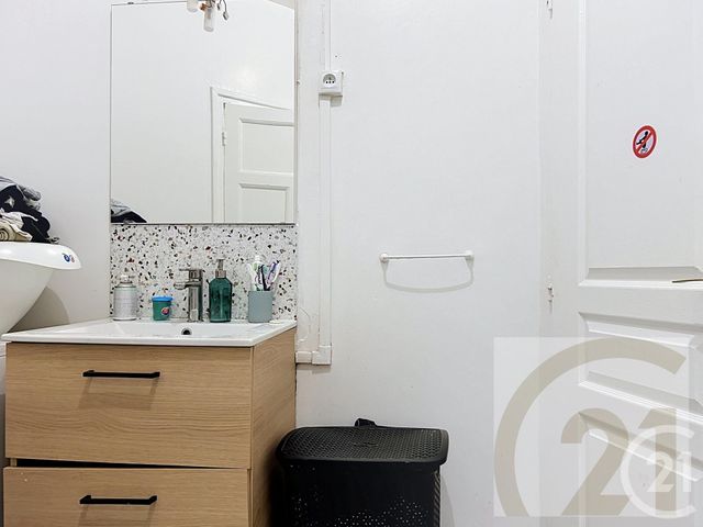 Appartement F2 à vendre - 2 pièces - 40.0 m2 - PARIS - 75018 - ILE-DE-FRANCE - Century 21 Joffrin Immobilier
