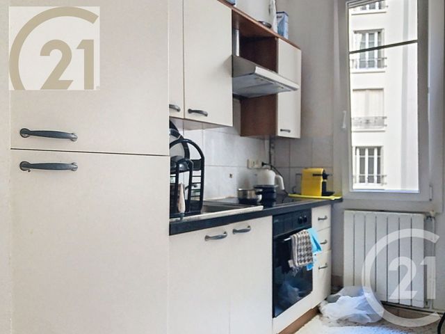 Appartement F2 à vendre - 2 pièces - 40.0 m2 - PARIS - 75018 - ILE-DE-FRANCE - Century 21 Joffrin Immobilier