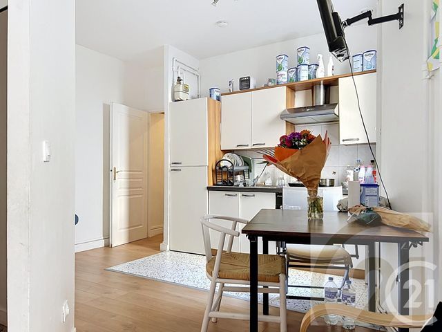 Appartement F2 à vendre - 2 pièces - 40.0 m2 - PARIS - 75018 - ILE-DE-FRANCE - Century 21 Joffrin Immobilier