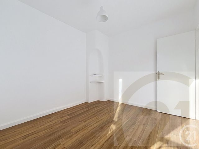 Appartement F1 à vendre - 1 pièce - 21.84 m2 - PARIS - 75018 - ILE-DE-FRANCE - Century 21 Joffrin Immobilier