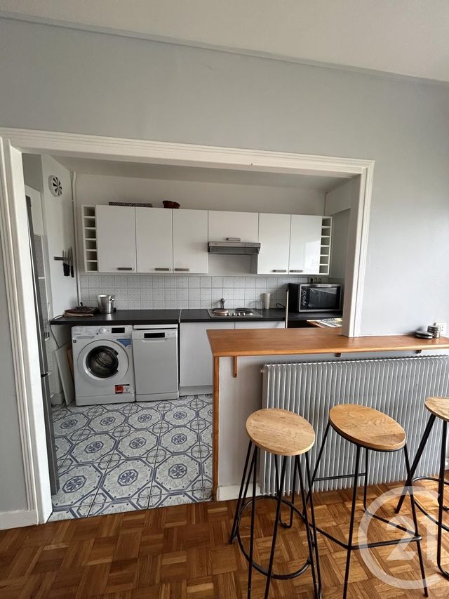 Appartement T2 à louer - 2 pièces - 56.51 m2 - PARIS - 75018 - ILE-DE-FRANCE - Century 21 Joffrin Immobilier