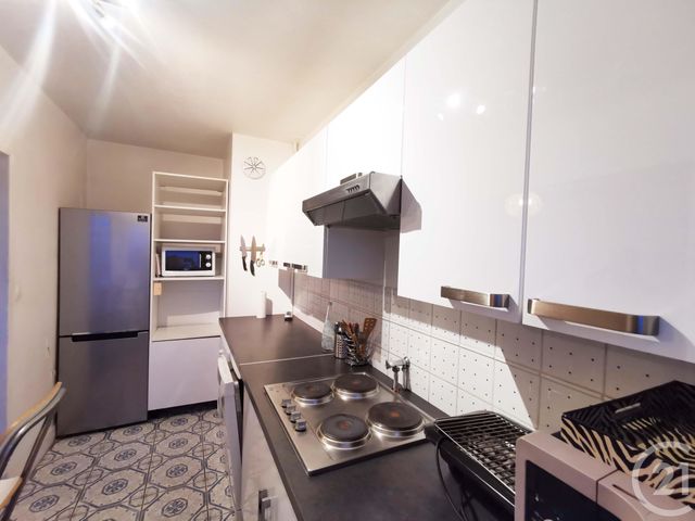 Appartement T2 à louer - 2 pièces - 56.51 m2 - PARIS - 75018 - ILE-DE-FRANCE - Century 21 Joffrin Immobilier