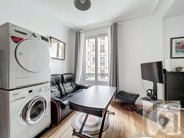Appartement F2 à vendre - 2 pièces - 28.8 m2 - PARIS - 75018 - ILE-DE-FRANCE - Century 21 Joffrin Immobilier