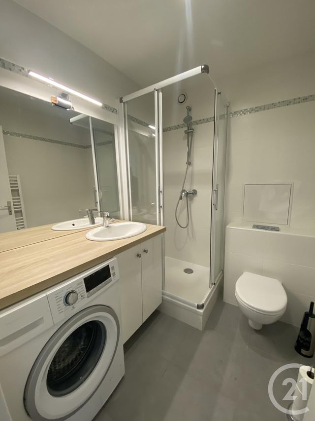 Appartement Studio à louer - 1 pièce - 26.05 m2 - PARIS - 75018 - ILE-DE-FRANCE - Century 21 Joffrin Immobilier