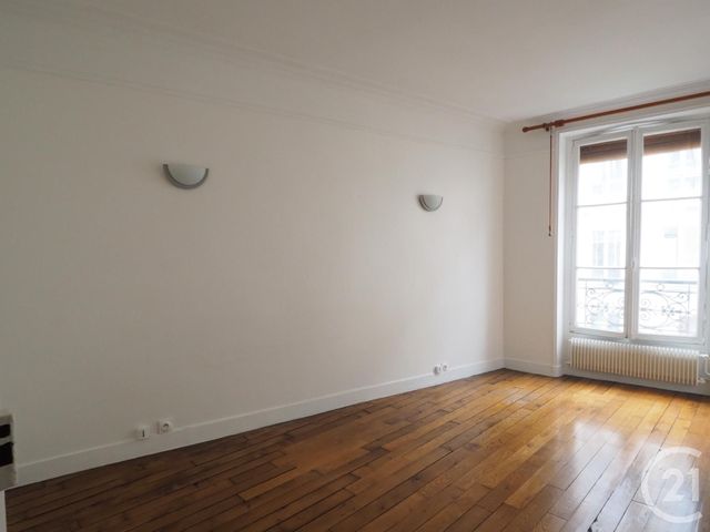 Appartement F2 à louer - 2 pièces - 38.0 m2 - PARIS - 75018 - ILE-DE-FRANCE - Century 21 Joffrin Immobilier