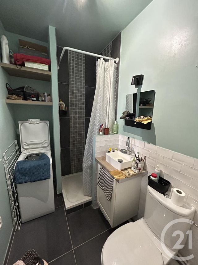 Appartement Studio à louer - 1 pièce - 18.85 m2 - PARIS - 75018 - ILE-DE-FRANCE - Century 21 Joffrin Immobilier