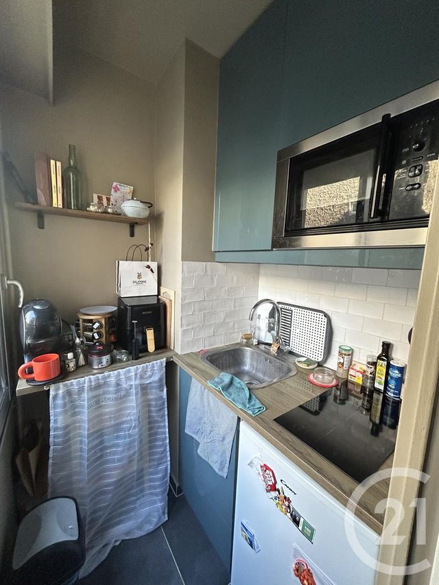 Appartement Studio à louer - 1 pièce - 18.85 m2 - PARIS - 75018 - ILE-DE-FRANCE - Century 21 Joffrin Immobilier