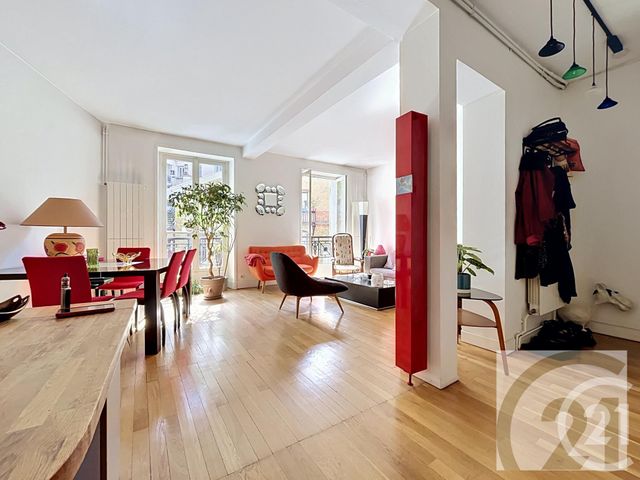 Appartement Duplex à vendre - 6 pièces - 116.0 m2 - PARIS - 75018 - ILE-DE-FRANCE - Century 21 Joffrin Immobilier