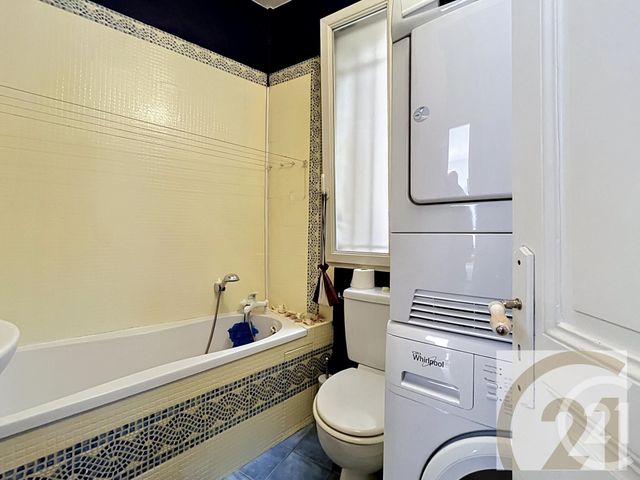 Appartement Duplex à vendre - 6 pièces - 116.0 m2 - PARIS - 75018 - ILE-DE-FRANCE - Century 21 Joffrin Immobilier