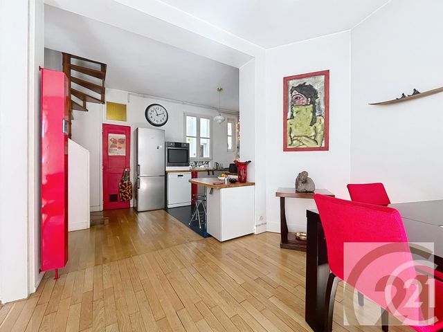 Appartement Duplex à vendre - 6 pièces - 116.0 m2 - PARIS - 75018 - ILE-DE-FRANCE - Century 21 Joffrin Immobilier