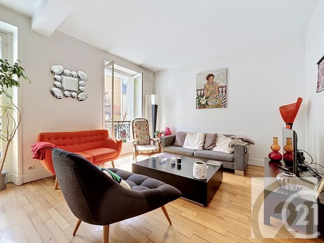 Appartement Duplex à vendre - 6 pièces - 116.0 m2 - PARIS - 75018 - ILE-DE-FRANCE - Century 21 Joffrin Immobilier