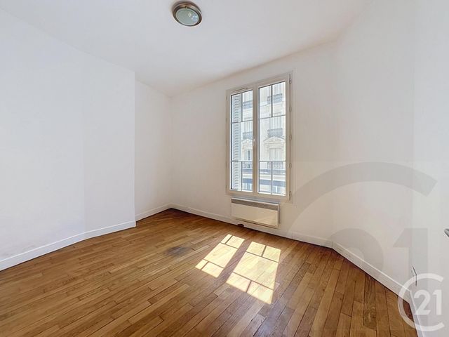 Appartement F2 à vendre - 2 pièces - 44.0 m2 - PARIS - 75018 - ILE-DE-FRANCE - Century 21 Joffrin Immobilier