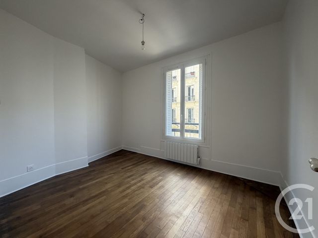 Appartement F2 à vendre - 2 pièces - 44.0 m2 - PARIS - 75018 - ILE-DE-FRANCE - Century 21 Joffrin Immobilier