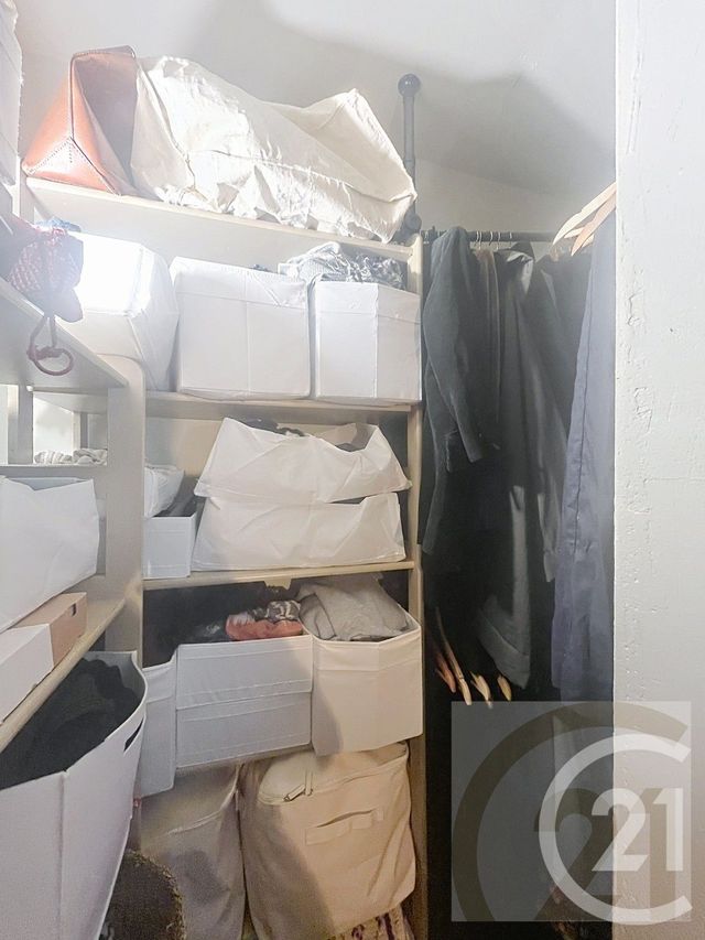 Appartement Studio à vendre - 2 pièces - 36.48 m2 - PARIS - 75018 - ILE-DE-FRANCE - Century 21 Joffrin Immobilier