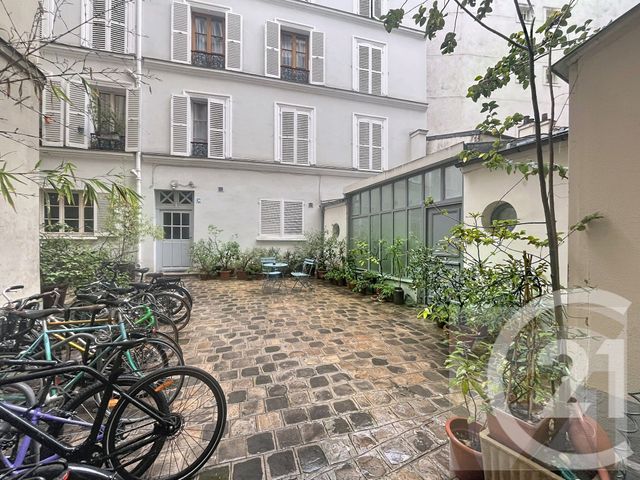 Appartement Studio à vendre - 2 pièces - 36.48 m2 - PARIS - 75018 - ILE-DE-FRANCE - Century 21 Joffrin Immobilier