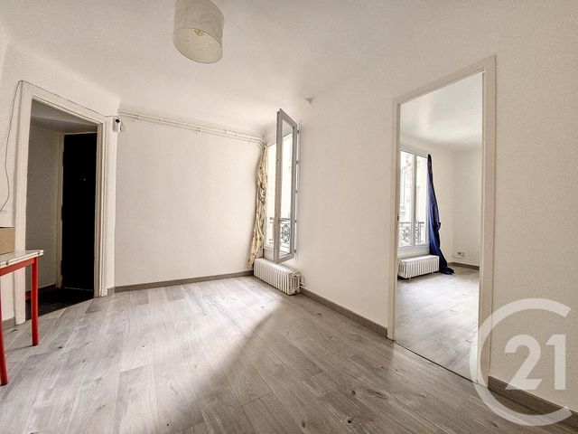 Appartement F2 à vendre - 2 pièces - 31.0 m2 - PARIS - 75018 - ILE-DE-FRANCE - Century 21 Joffrin Immobilier