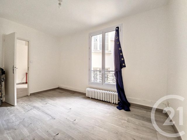 Appartement F2 à vendre - 2 pièces - 31.0 m2 - PARIS - 75018 - ILE-DE-FRANCE - Century 21 Joffrin Immobilier