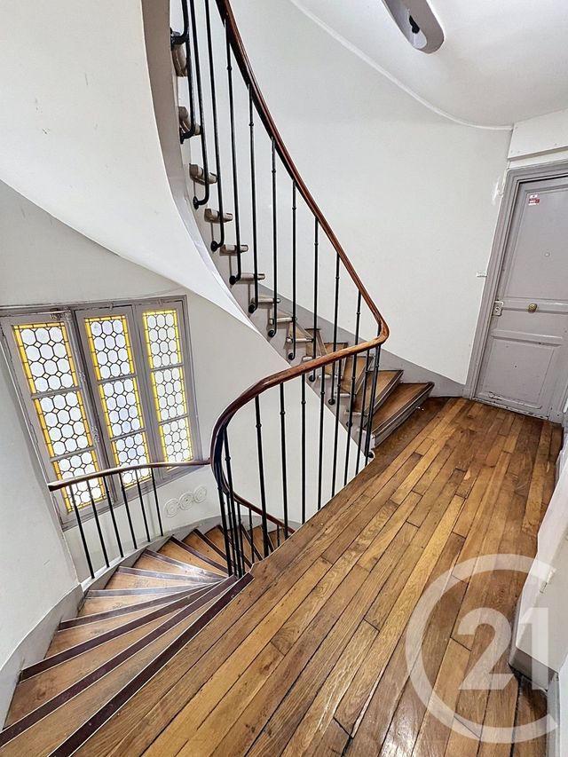 Appartement F2 à vendre - 2 pièces - 31.0 m2 - PARIS - 75018 - ILE-DE-FRANCE - Century 21 Joffrin Immobilier