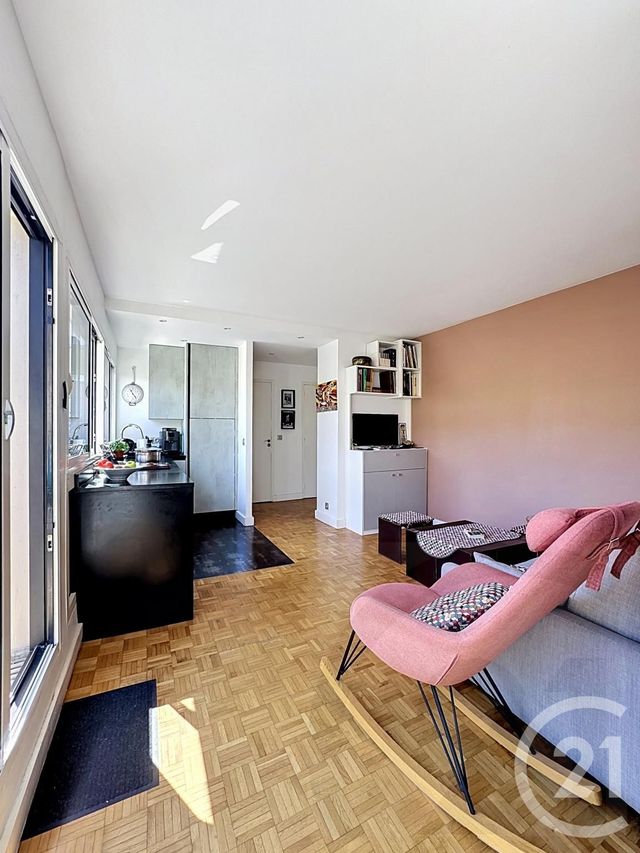 Appartement F2 à vendre - 2 pièces - 37.0 m2 - PARIS - 75018 - ILE-DE-FRANCE - Century 21 Joffrin Immobilier