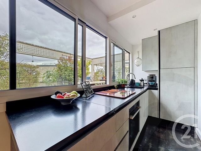 Appartement F2 à vendre - 2 pièces - 37.0 m2 - PARIS - 75018 - ILE-DE-FRANCE - Century 21 Joffrin Immobilier