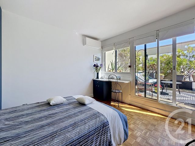 Appartement F2 à vendre - 2 pièces - 37.0 m2 - PARIS - 75018 - ILE-DE-FRANCE - Century 21 Joffrin Immobilier